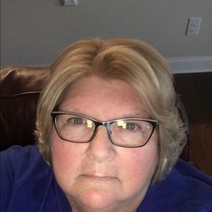 Meet your Posher, Maryjo